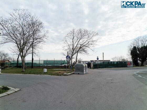 Теренът в Морската градина