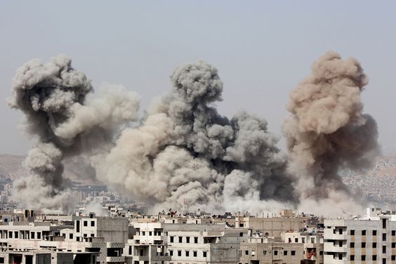 Израелските въздушни удари над централния град Хомс и близките райони