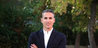 Андрей Гюров