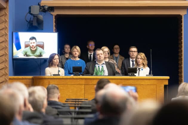 Естония, парламент