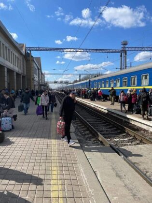 Евакуация от Украйна