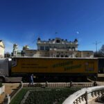 Камиони пред НС