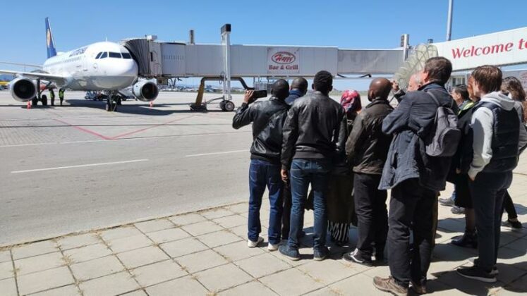 Летище София