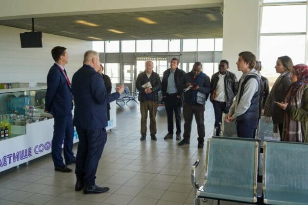 Летище София