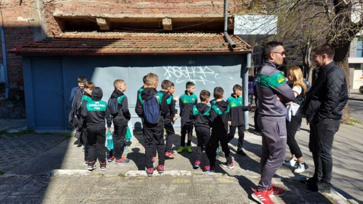 Малките футболисти