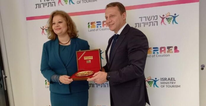 Мариела Модева и Йоел Развозов