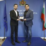 Министър Хайрула Чеку и министър Радостин Василев