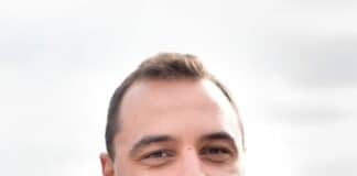 Богдан Богданов