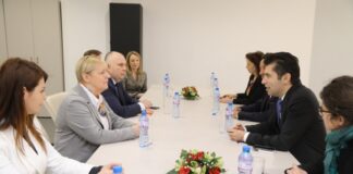 Среща на Кирил Петков с Amazon и Google