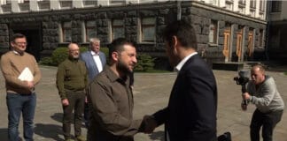 Володимир Зеленски и Кирил Петков