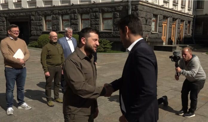 Володимир Зеленски и Кирил Петков