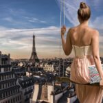 Жена в Париж