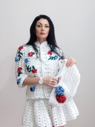 Дени и нейните плетива. Снимка: Личен архив