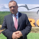 Иван Иванов