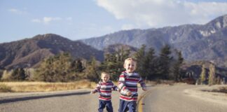 Деца на пътя