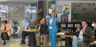 Мая Манолова и експерти по време на дискусията