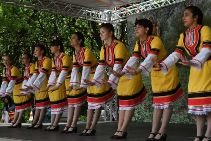 Фестивал "Божурите 2022"