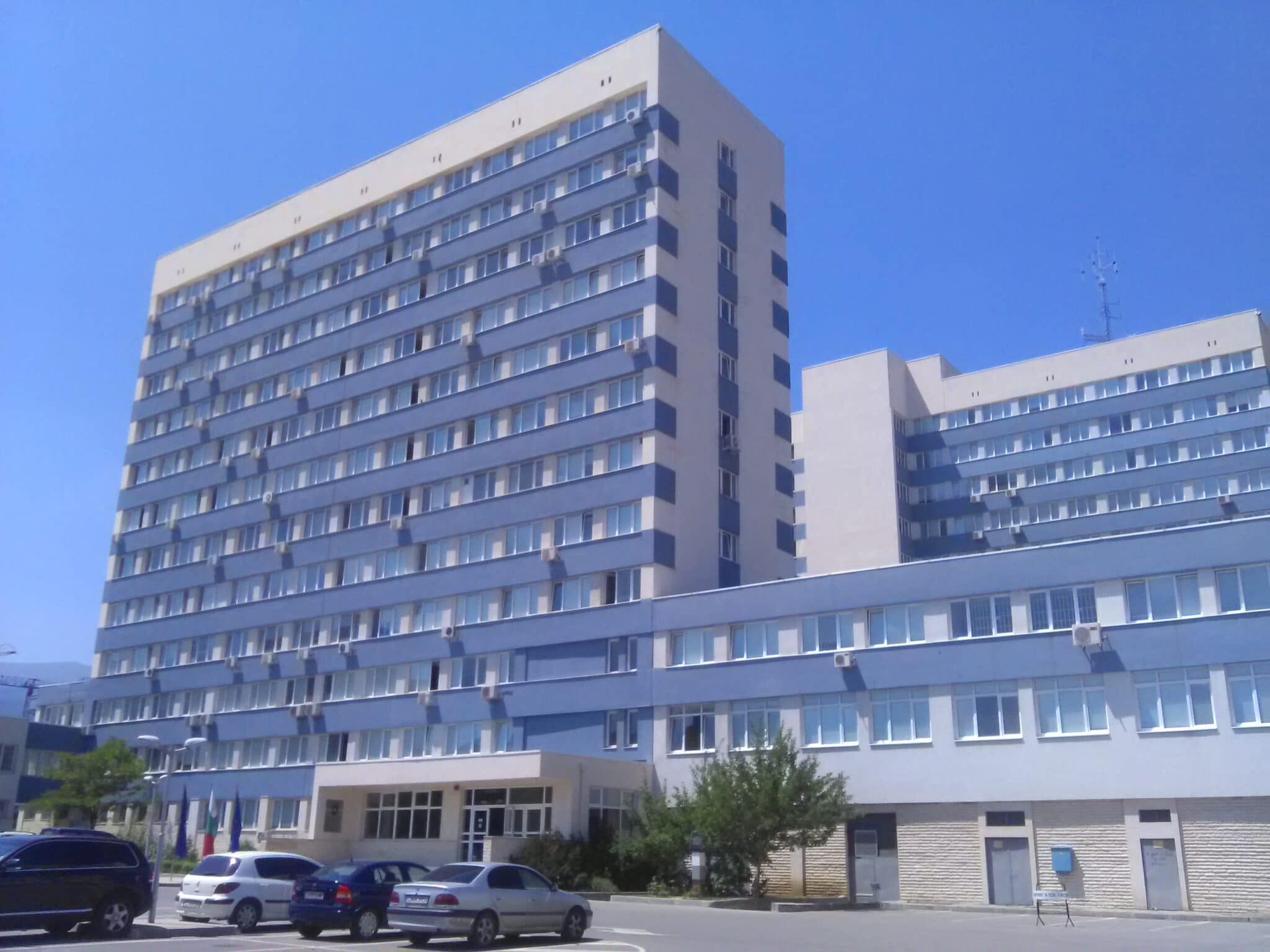 От 11 00 часа днес в сградата на Главна дирекция Национална