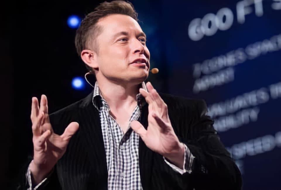 Главният изпълнителен директор на Tesla Илон Мъск е в Китай