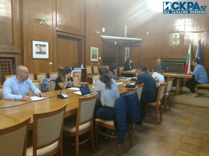 Комисия по правни въпроси