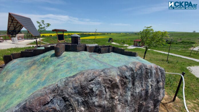 Крепост Русокастро