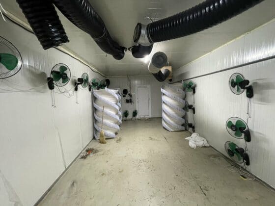 Ултрамодерна наркооранжерия