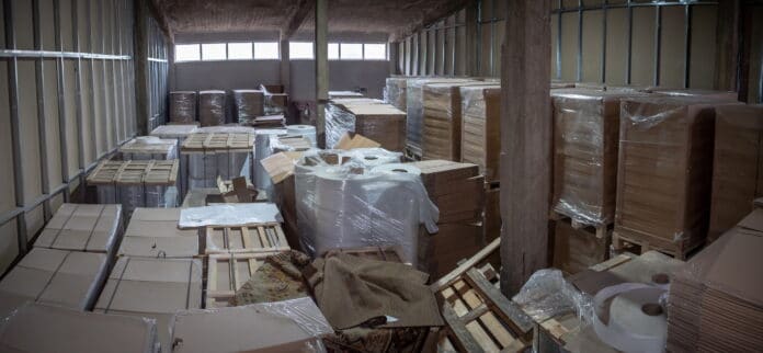 Логистичен център за нелегални цигари