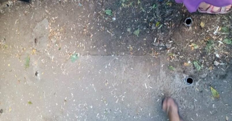 Една от отстранените пейки