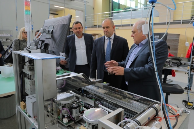 Посещение на Румен Радев