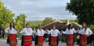 Празничен събор