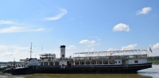 Параход "Радецки"