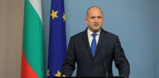 Румен Радев