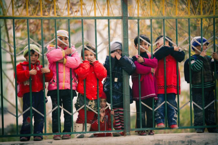 Деца в Китай.