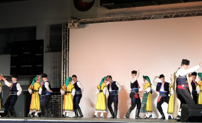 Спектакъл на ансамбъл "Българе"