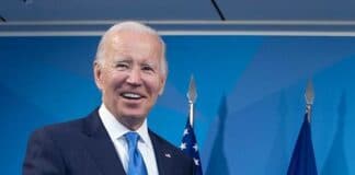 Президент Джо Байдън