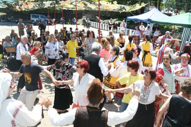 Фолклорен фестивал