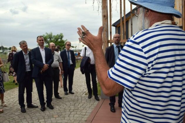 Морски форум