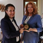 (от ляво надясно) Силвия Кръстева и Илияна Йотова