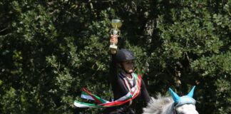 Летисия Димитрова с кон КЕШ