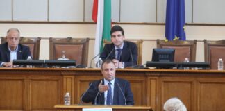 Министър Иван Иванов в НС