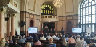 Министър Даниел Лорер по време на събитието