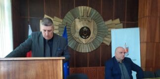 Старши комисар Павел Млеканов и комисар Йордан Николов