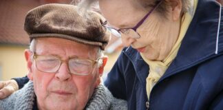 Пенсионери