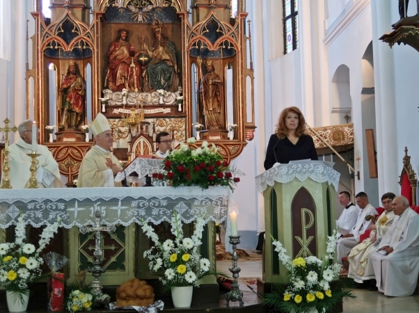 Посещение на Илияна Йотова в Румъния