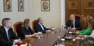 Президентът с ИТН