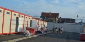 Бежански център, Елхово