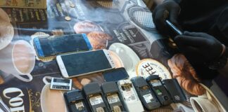 Телефони, ползвани за измамата