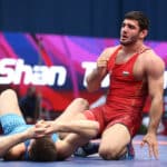 Противникът му и Айк Мнацаканян