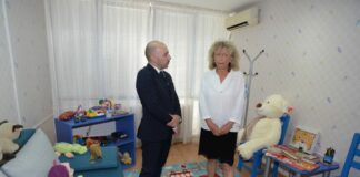 Борислав Ганчев в синя стая