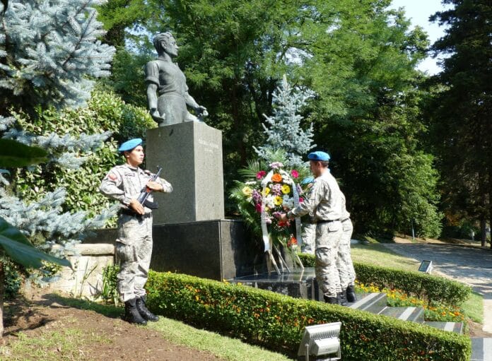 Паметник на Васил Левски